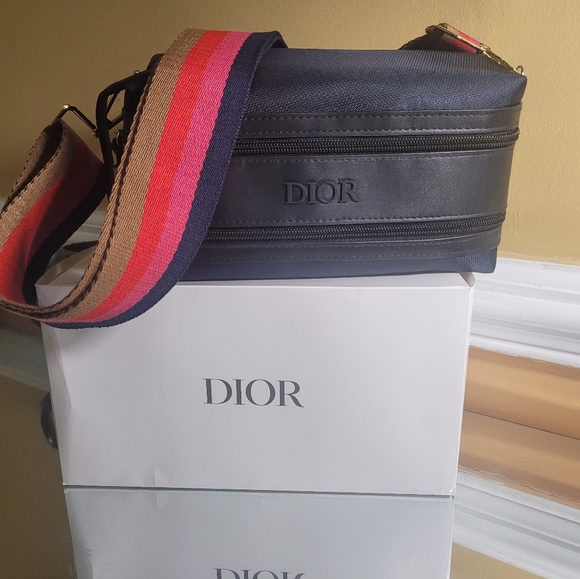 Dior Pouch organizer converted in to shoulder bag/belt bag - Picture 6 of 15